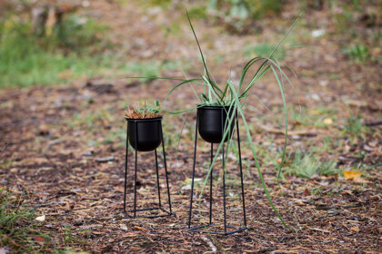 Dekoratīvi metāla statīvi, melni